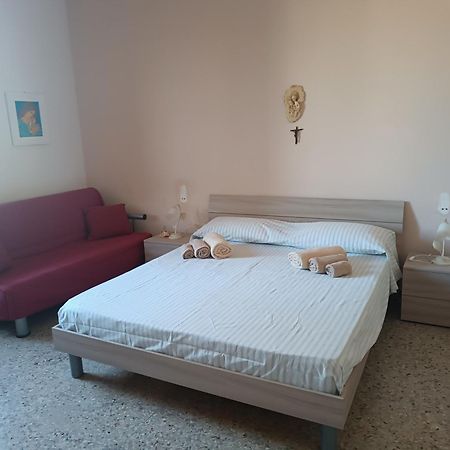 Casa Vacanze Villa Giulia Porto Cesareo Exteriör bild
